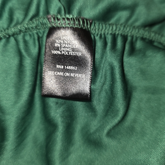 Torrid Floral Green Ruched Top Sz 4 Plus - Picture 5 of 5